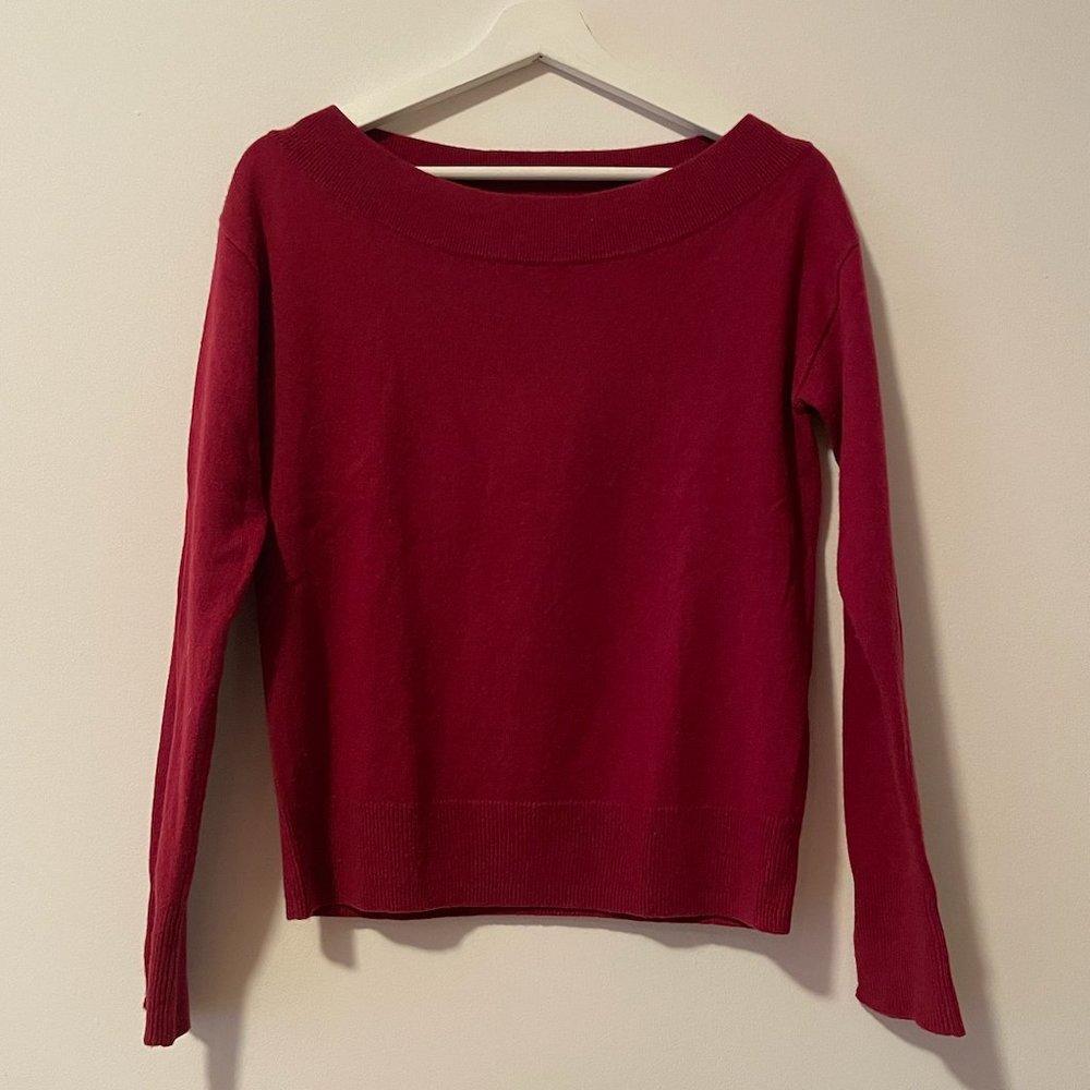 Off the shoulder cashmere sweater